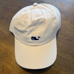 Vineyard Vines White Hat Blue Whale Logo Adjustable Size